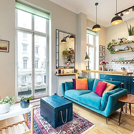 Beautiful Two Bedroom Abode Near Victoria London Exterior foto