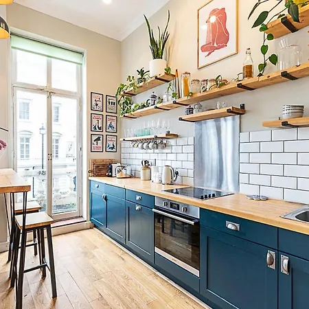 Beautiful Two Bedroom Abode Near Victoria London Exterior foto