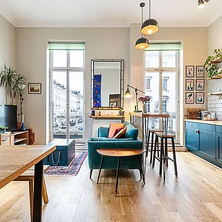 Beautiful Two Bedroom Abode Near Victoria London Exterior foto